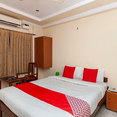 โอโย 38559 รามานา เรซิเดนซี Hotel ติรุวันนามาลัย ภายนอก รูปภาพ